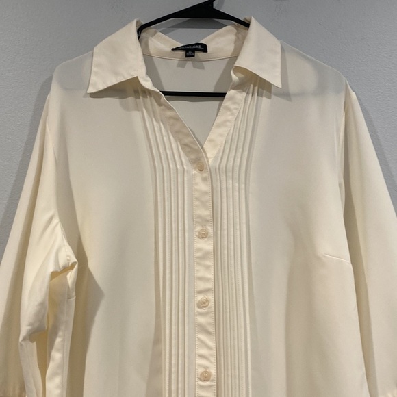 Notations Off-White Long Sleeve Button Up Ruffled Sleeve - Size Extra Large (XL) - Picture 2 of 8